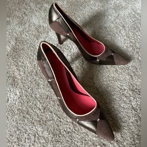 6.5 Judith Leiber Brown & Pink Heels